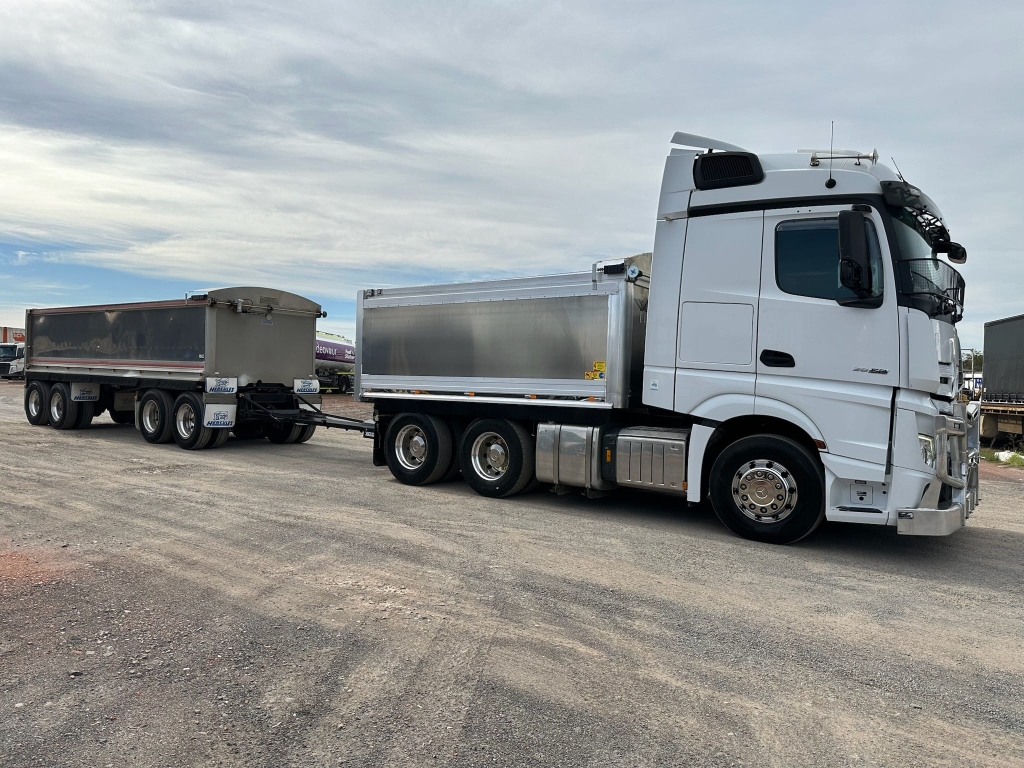 Logistics Fleet Truck
